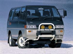 Mitsubishi Delica Star Wagon 4WD 1986 года